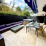 - 3 Pieces Cosy Avec Jacuzzi & Grande Terrasse