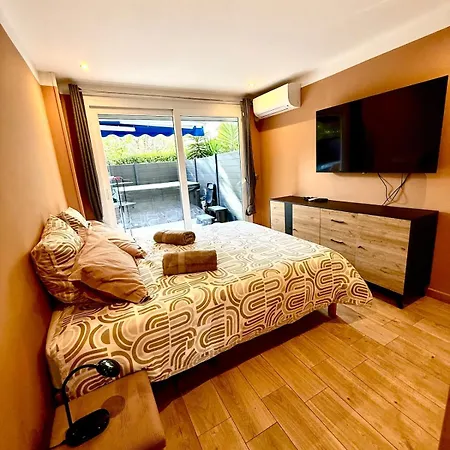 - 3 Pieces Cosy Avec Jacuzzi & Grande Terrasse * Antibes