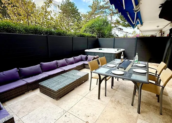 - 3 Pieces Cosy Avec Jacuzzi & Grande Terrasse